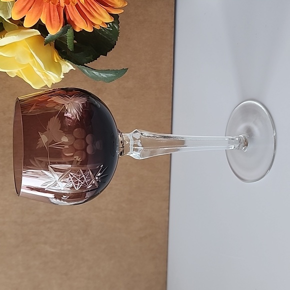 Ruby Red Crystal Etched Wine Hock Goblet. Champagne/Water/Wine Glass. - Picture 1 of 12